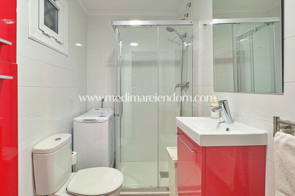 Resale - Apartment - Torrevieja - La Mata