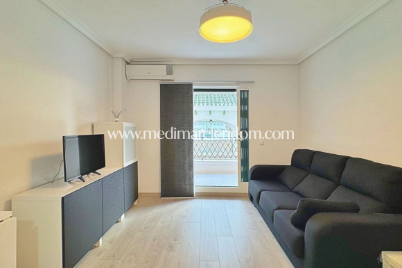 Resale - Apartment - Torrevieja - La Mata