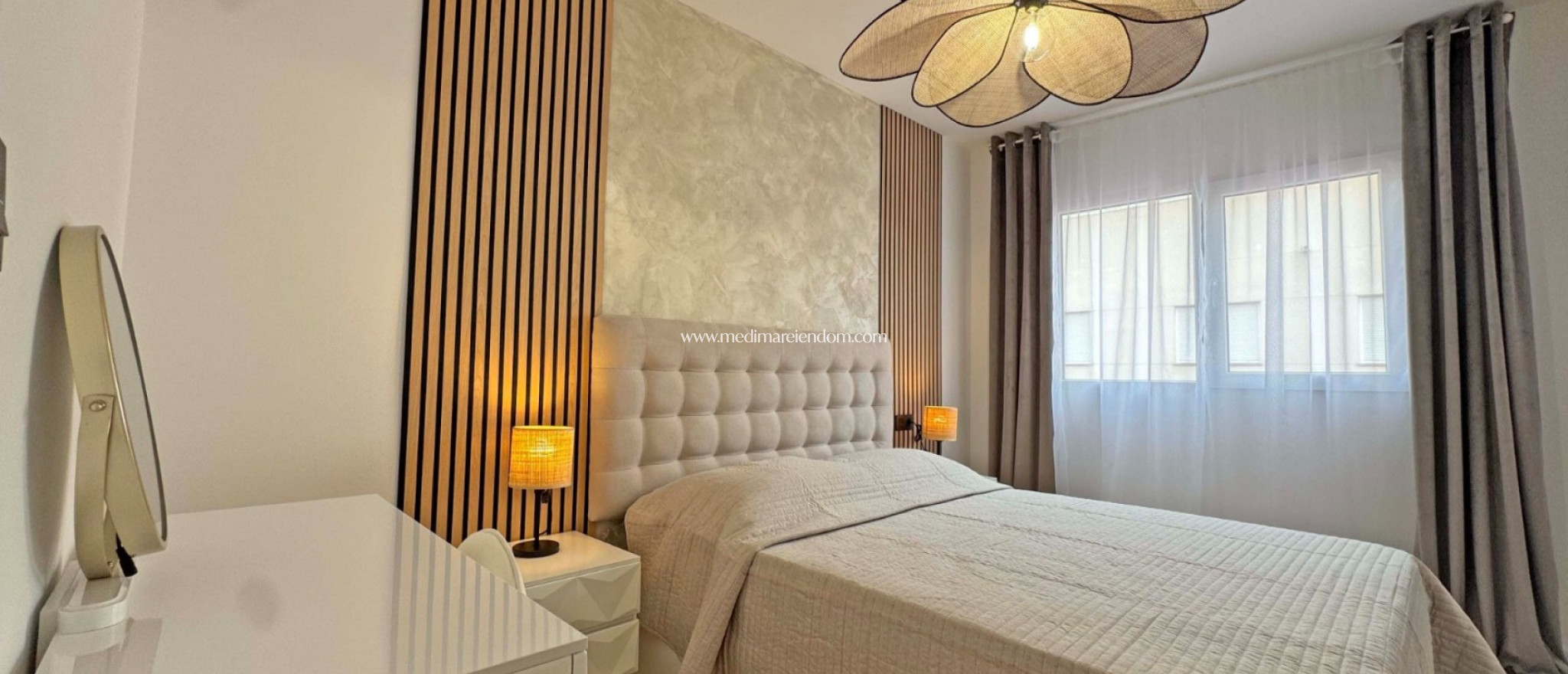 Resale - Apartment - Torrevieja - Parque las naciones