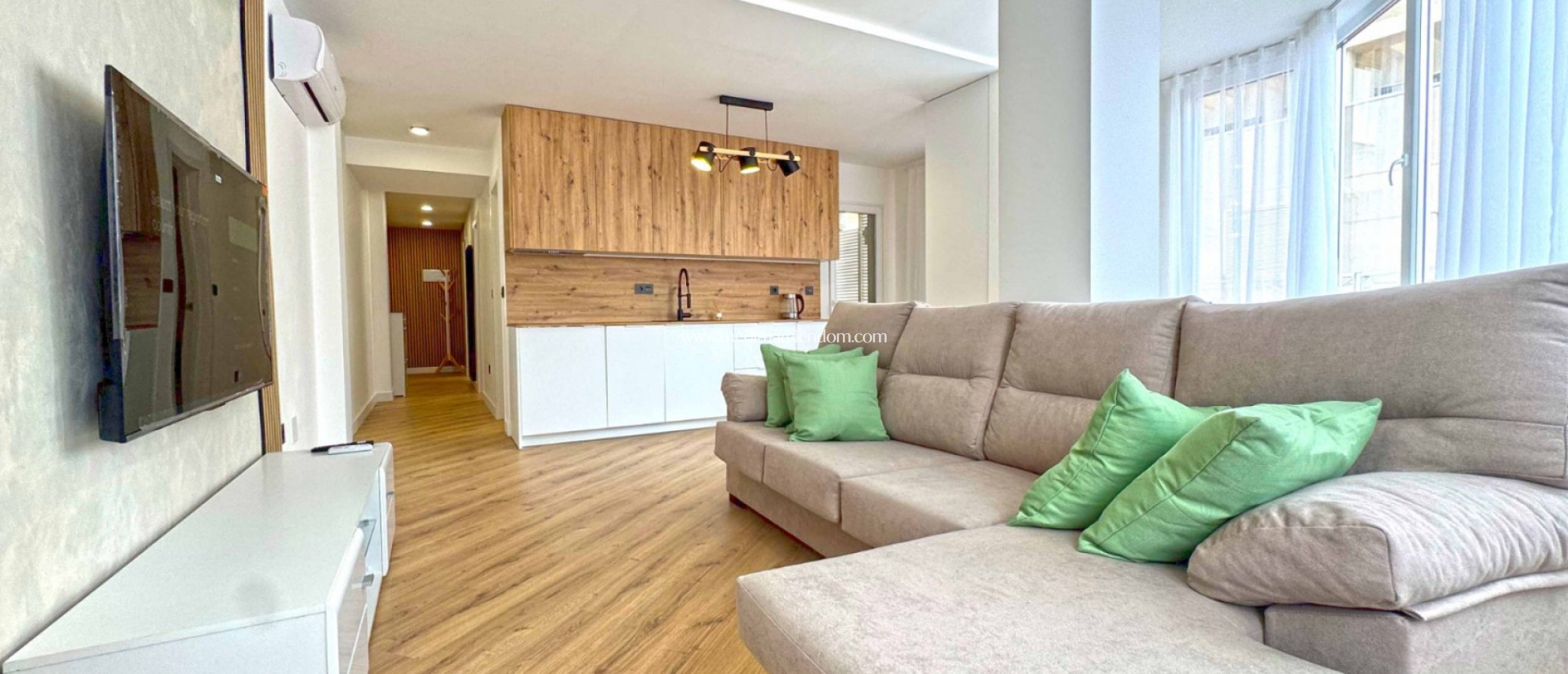 Resale - Apartment - Torrevieja - Parque las naciones