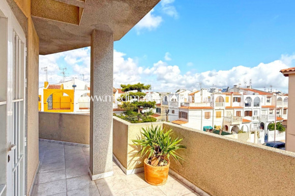 Resale - Apartment - Torrevieja - Playa de los Locos