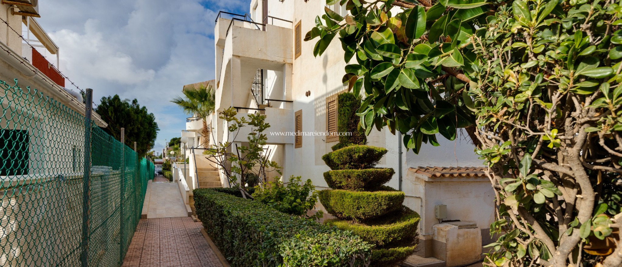 Resale - Apartment - Torrevieja - Playa De Los Locos