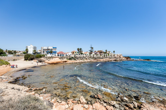 Resale - Apartment - Torrevieja - Playa De Los Locos
