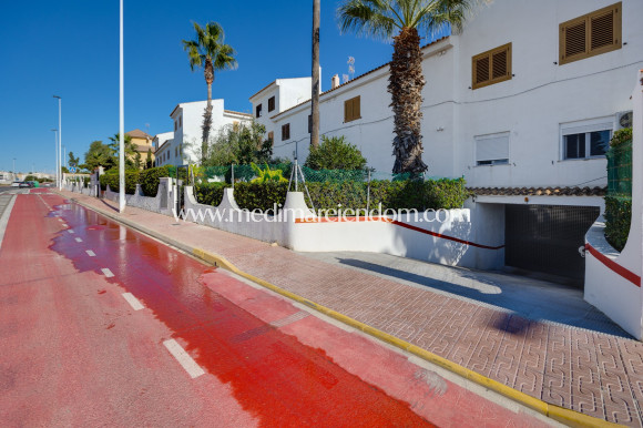 Resale - Apartment - Torrevieja - Playa De Los Locos