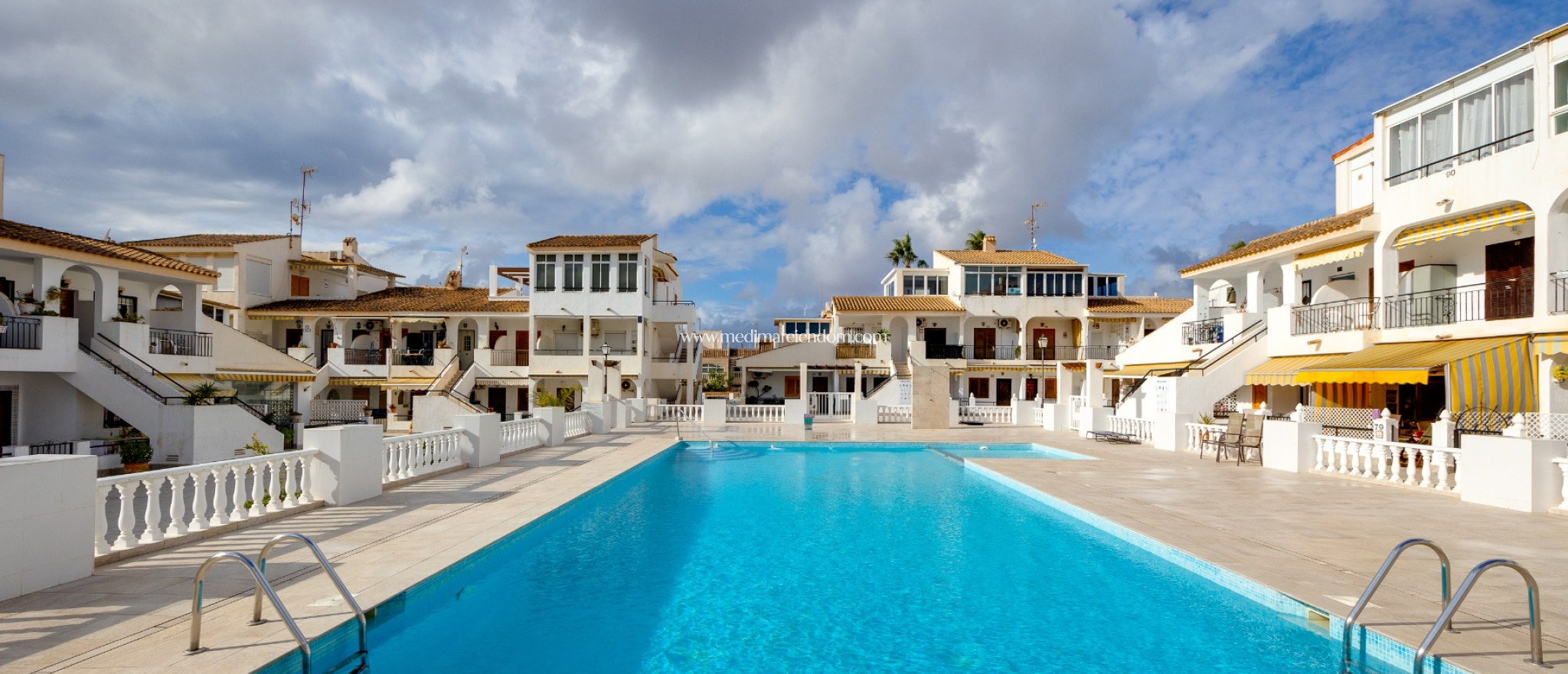 Resale - Apartment - Torrevieja - Playa De Los Locos