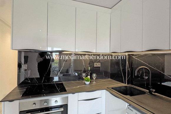 Resale - Apartment - Torrevieja - Torrelamata - La Mata