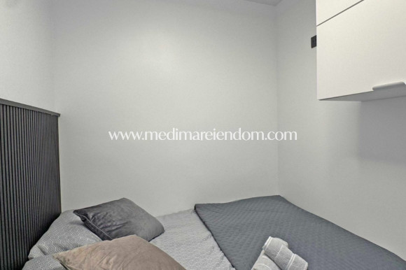 Resale - Apartment - Torrevieja - Torrelamata - La Mata