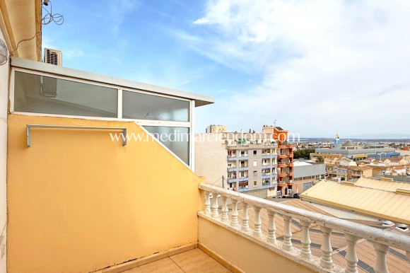 Resale - Apartment - Torrevieja