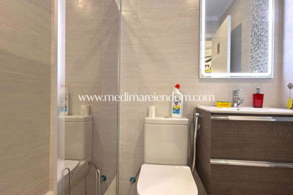 Resale - Bungalow - Orihuela Costa - La Zenia