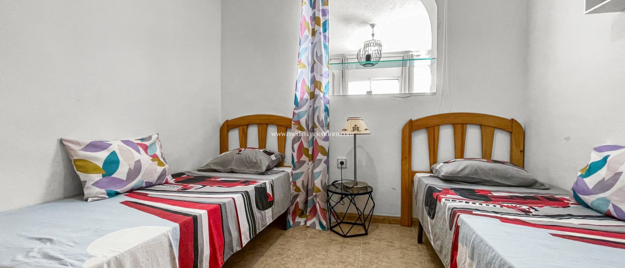 Resale - Bungalow - Torrevieja - La Siesta - El Salado -  Torreta
