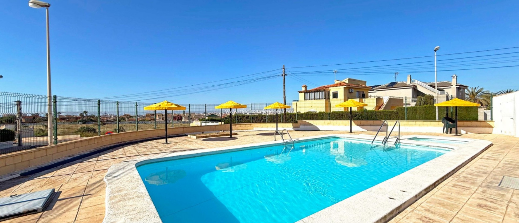 Resale - Bungalow - Torrevieja - Torrelamata - La Mata