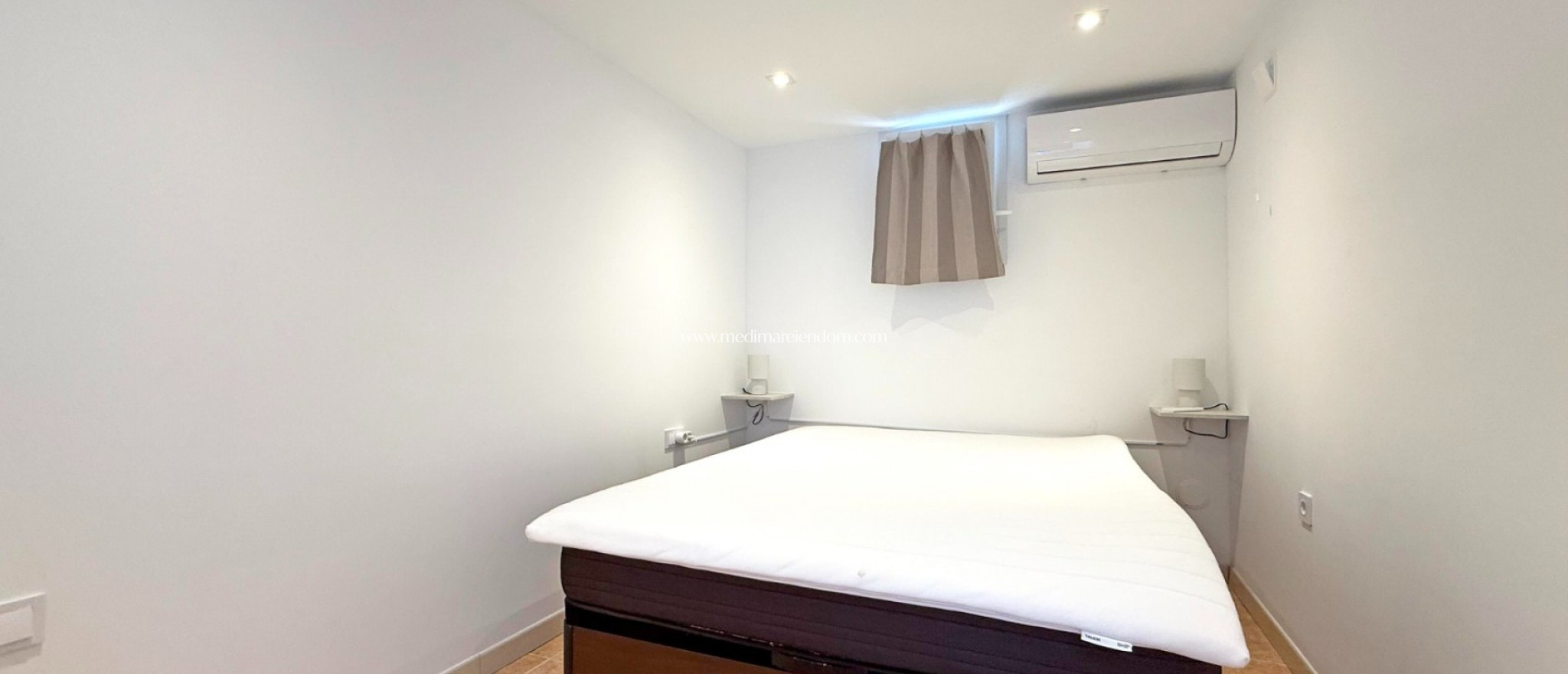 Resale - Bungalow - Torrevieja - Torrelamata - La Mata