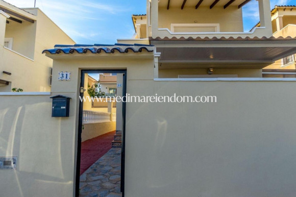 Resale - Detached Villa - Orihuela Costa - Villamartín