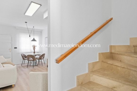 Resale - Detached Villa - Orihuela Costa - Villamartín