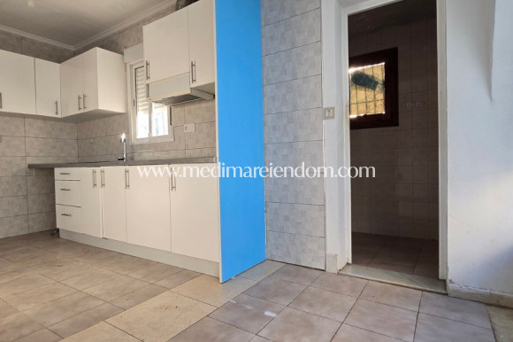 Resale - Detached Villa - Torrevieja - El Chaparal