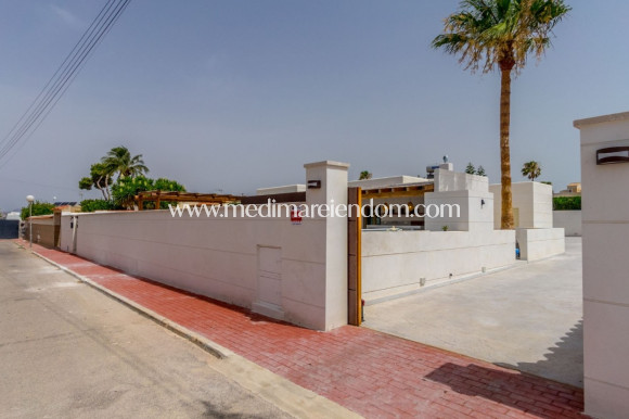 Resale - Detached Villa - Torrevieja - Torreta Florida