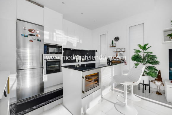 Resale - Detached Villa - Torrevieja