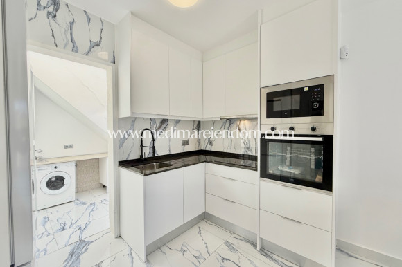 Resale - Semi-detached - Torrevieja - El Chaparral