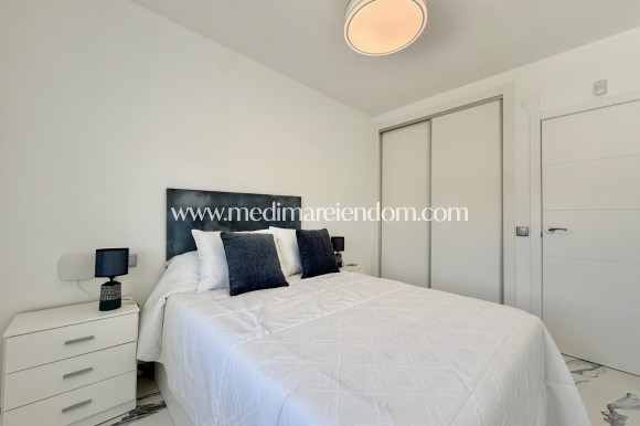 Resale - Semi-detached - Torrevieja - El Chaparral