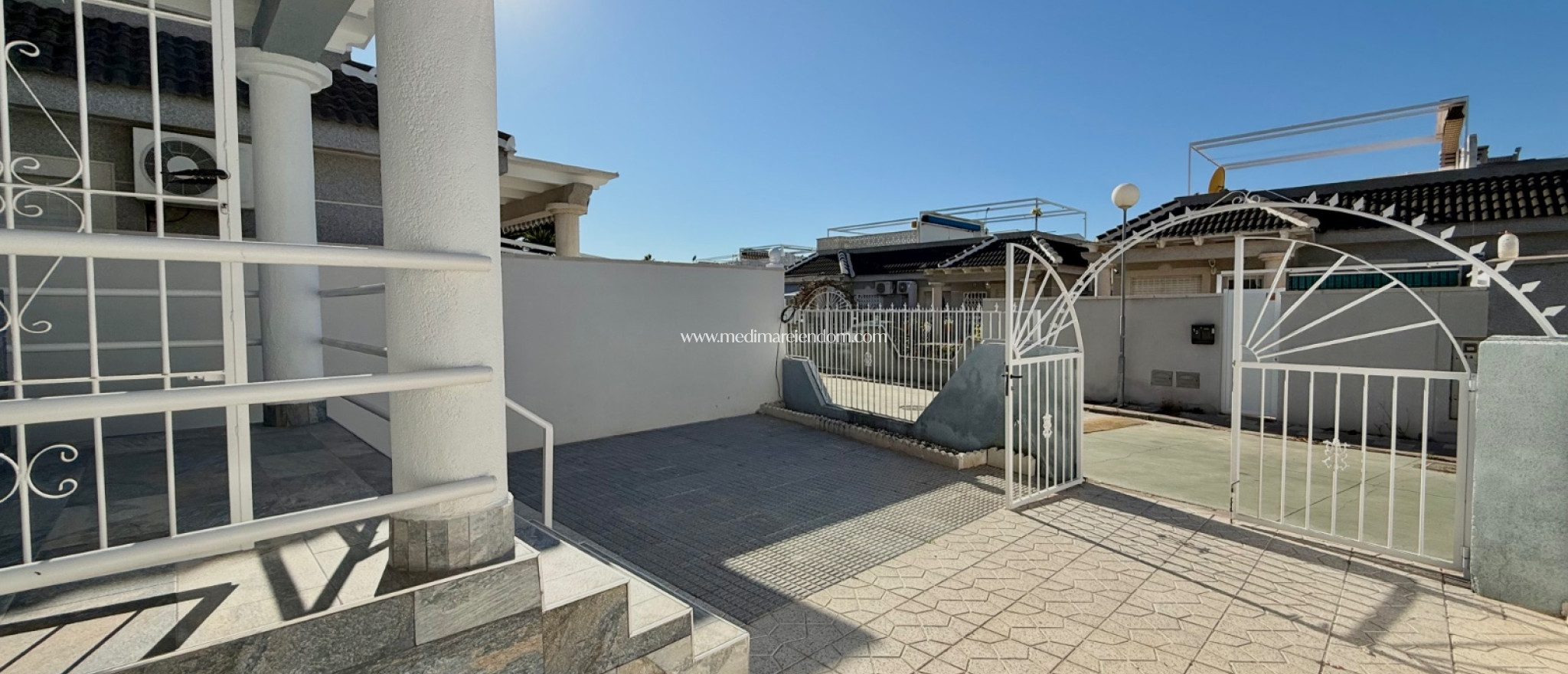 Resale - Semi-detached - Torrevieja - El Chaparral