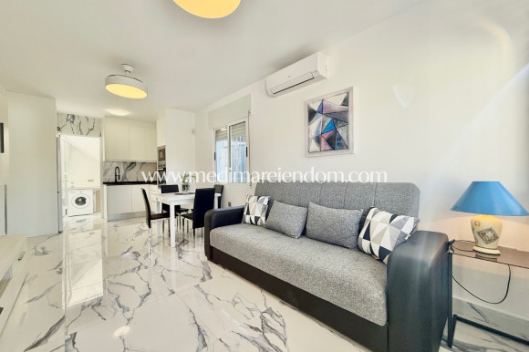 Resale - Semi-detached - Torrevieja - El Chaparral