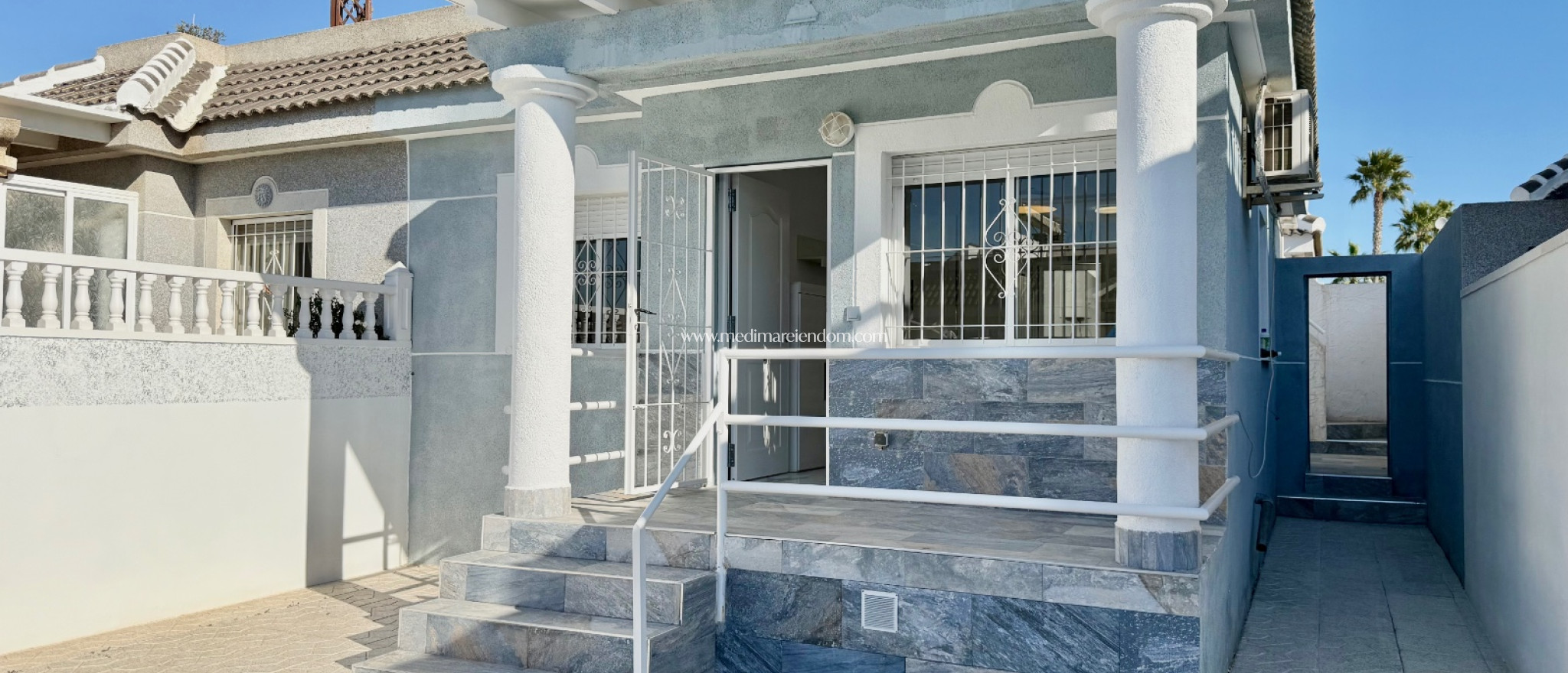 Resale - Semi-detached - Torrevieja - El Chaparral