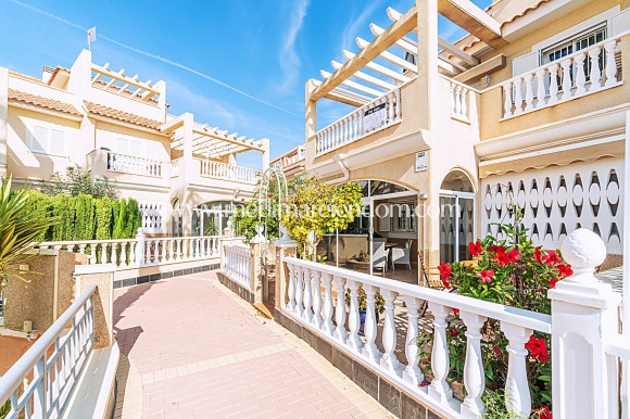 Resale - Town House - Orihuela Costa - Punta Prima