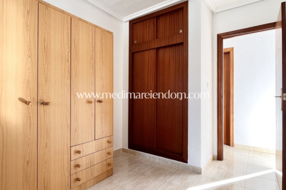 Resale - Townhouse - Torrevieja - La Siesta - El Salado -  Torreta