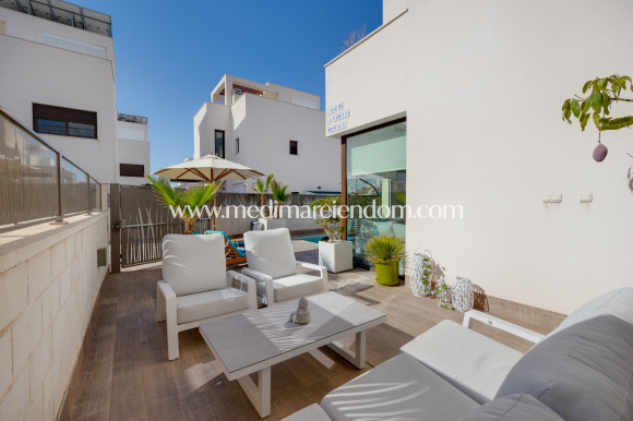 Resale - Villa - Ciudad Quesada