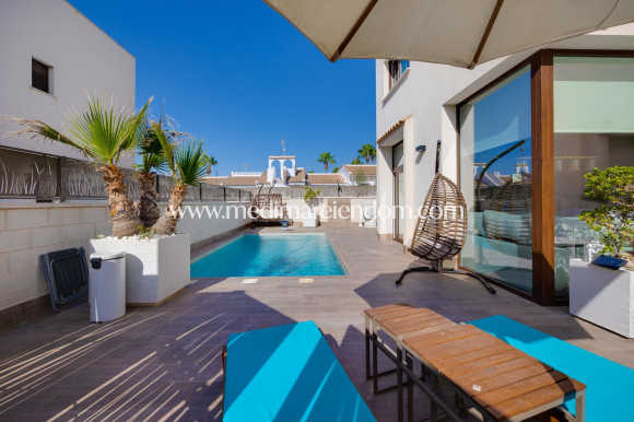 Resale - Villa - Ciudad Quesada