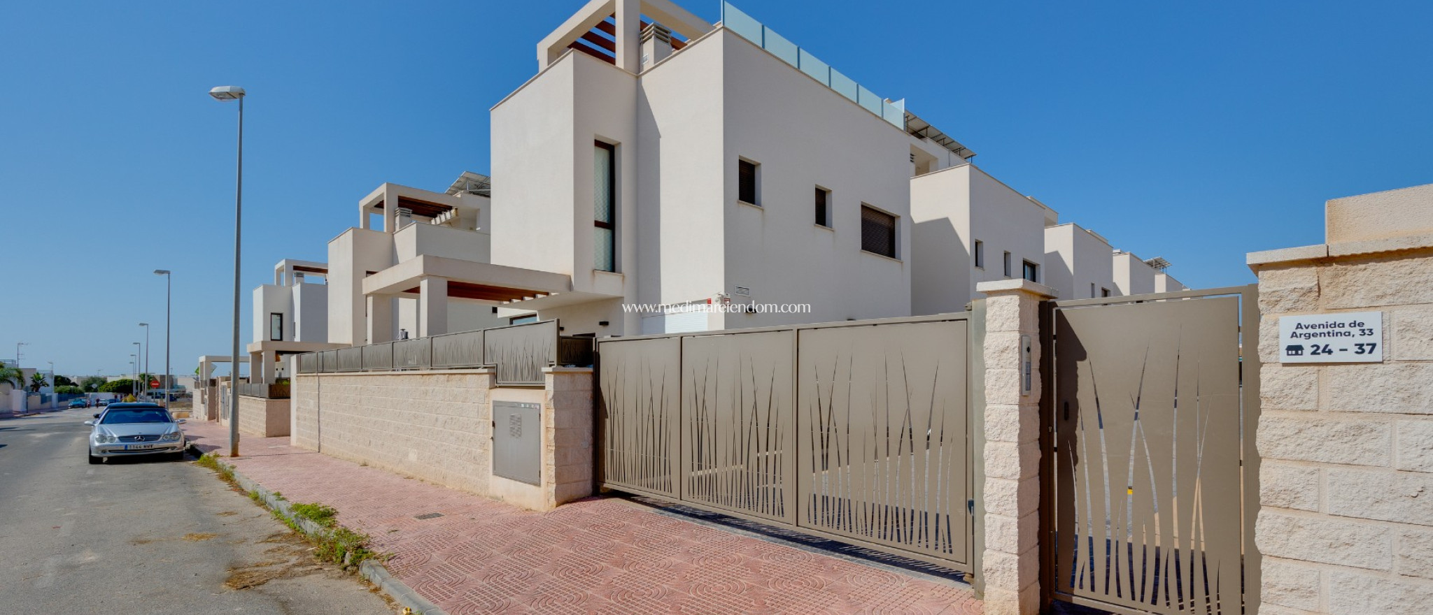 Resale - Villa - Ciudad Quesada