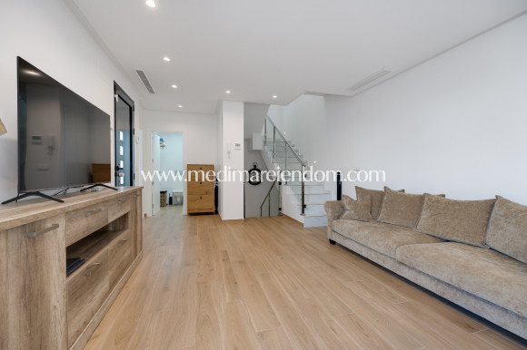 Resale - Villa - Ciudad Quesada