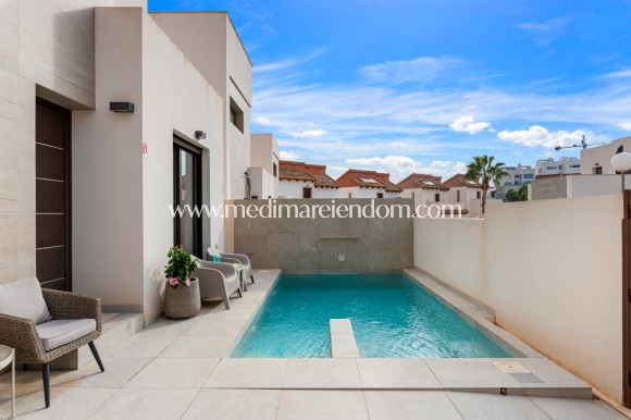 Resale - Villa - Ciudad Quesada