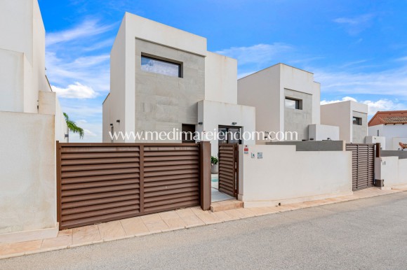 Resale - Villa - Ciudad Quesada