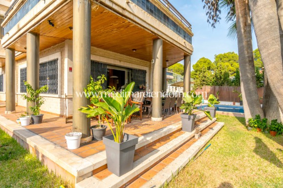 Resale - Villa - Orihuela Costa - Campoamor