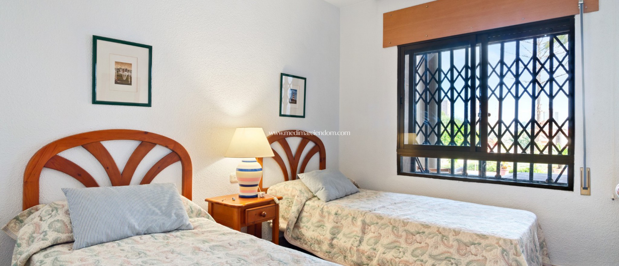 Resale - Villa - Orihuela Costa - Campoamor