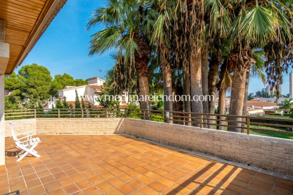 Resale - Villa - Orihuela Costa - Campoamor