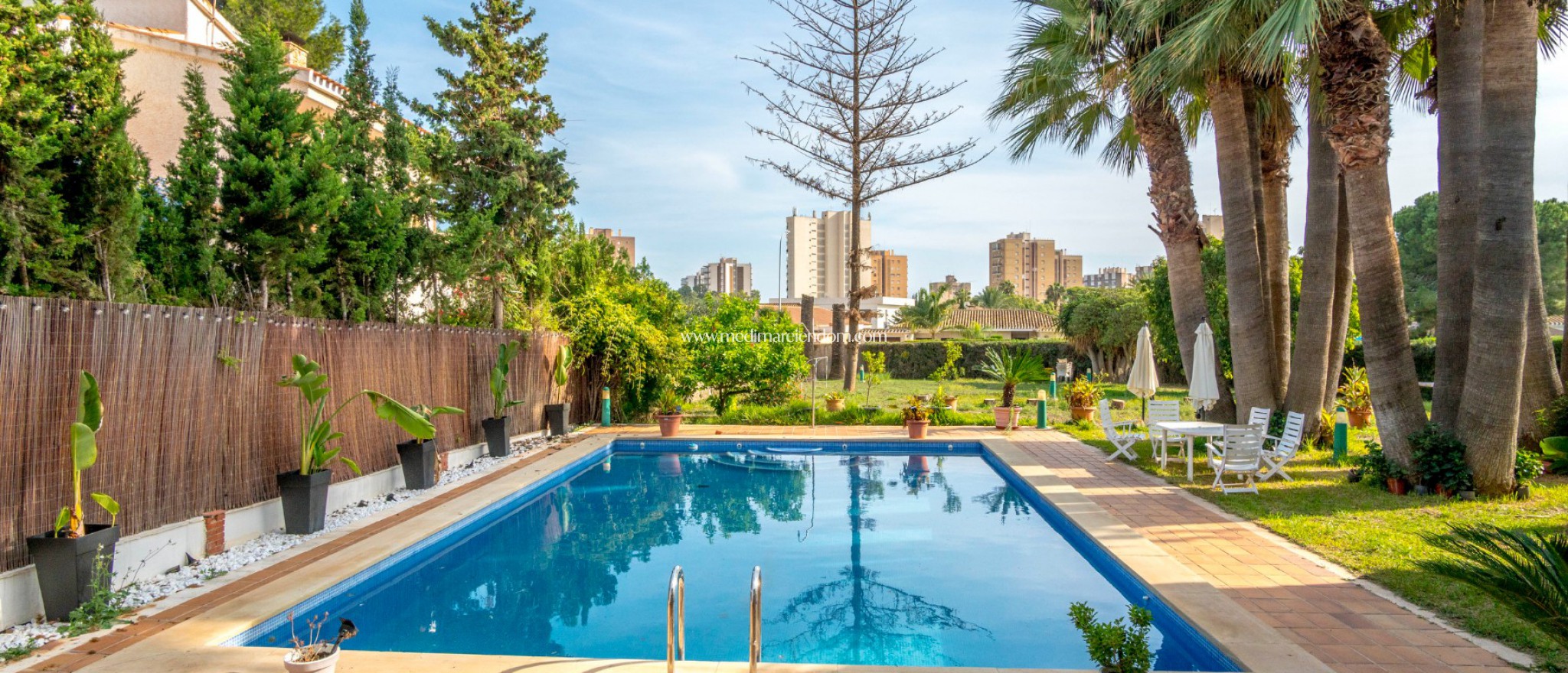 Resale - Villa - Orihuela Costa - Campoamor