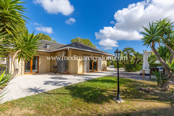 Resale - Villa - Orihuela Costa - Las Filipinas