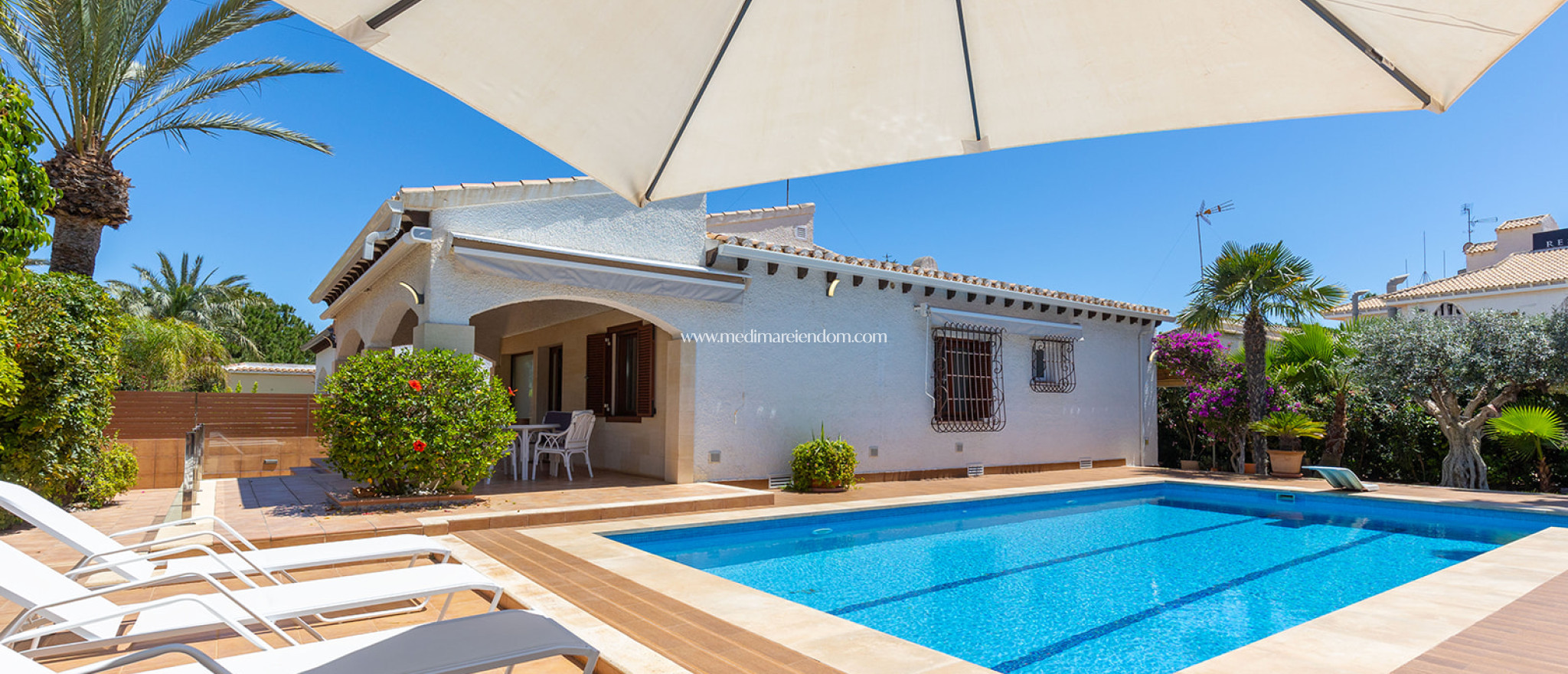 Resale - Villa - Orihuela - Orihuela Costa