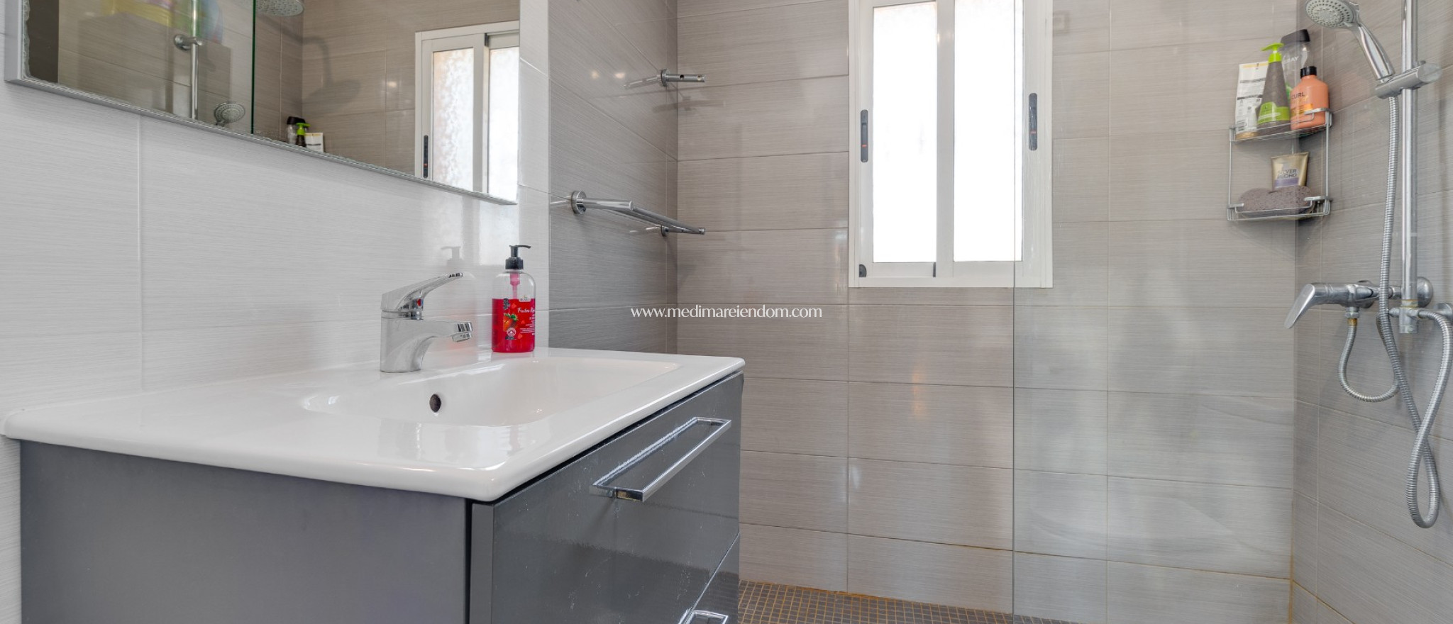 Resale - Villa - Orihuela - Villamartin