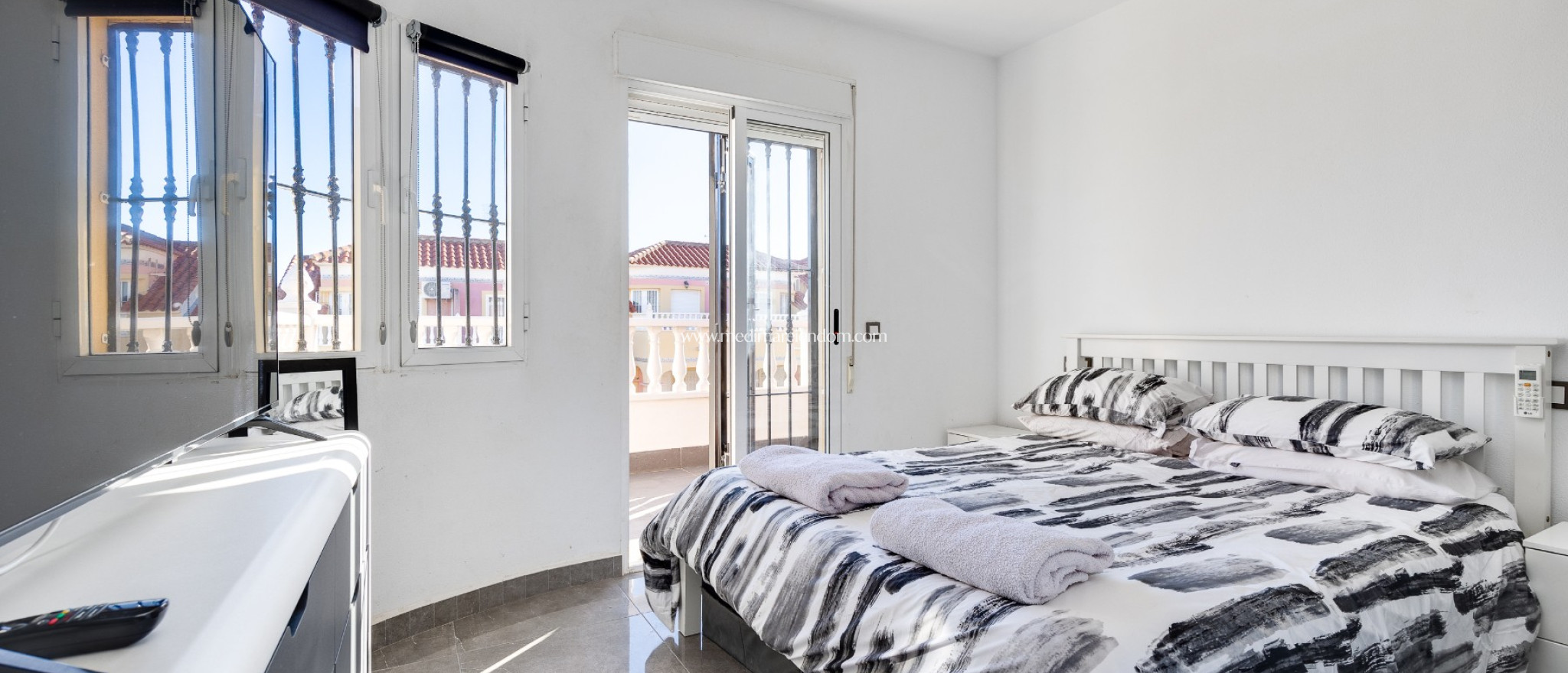 Resale - Villa - Orihuela - Villamartin