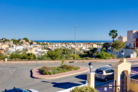 Resale - Villa - Orihuela - Villamartin