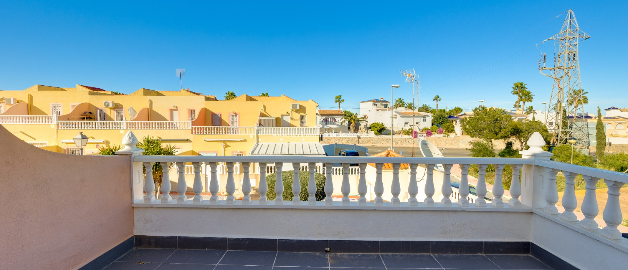 Resale - Villa - Orihuela - Villamartin