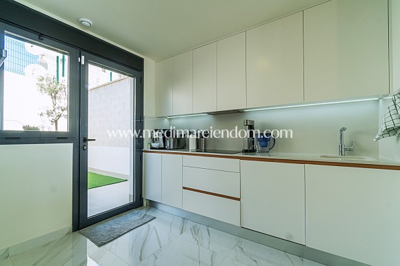 Resale - Villa - San Miguel de Salinas