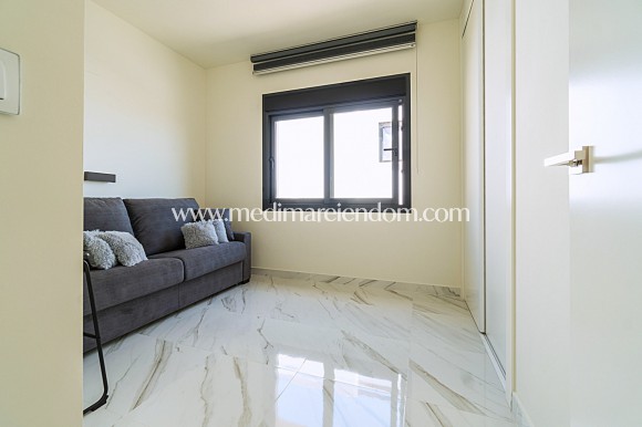 Resale - Villa - San Miguel de Salinas