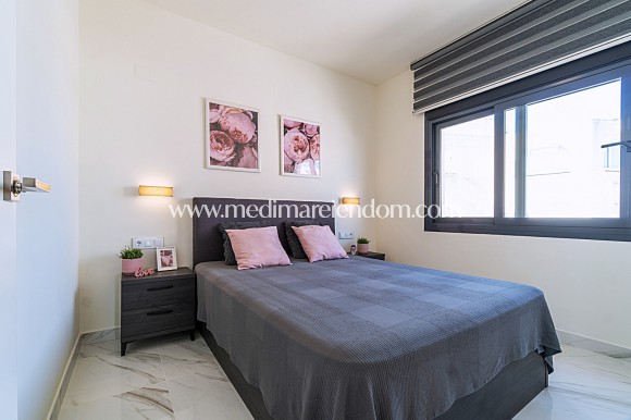 Resale - Villa - San Miguel de Salinas