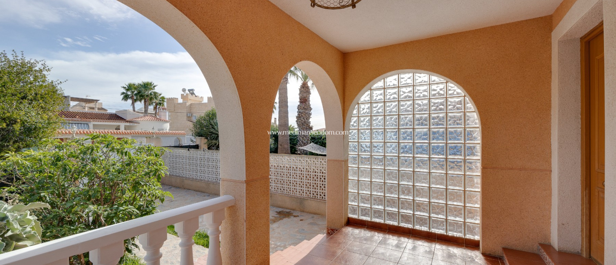 Resale - Villa - Torrevieja - El Chaparal