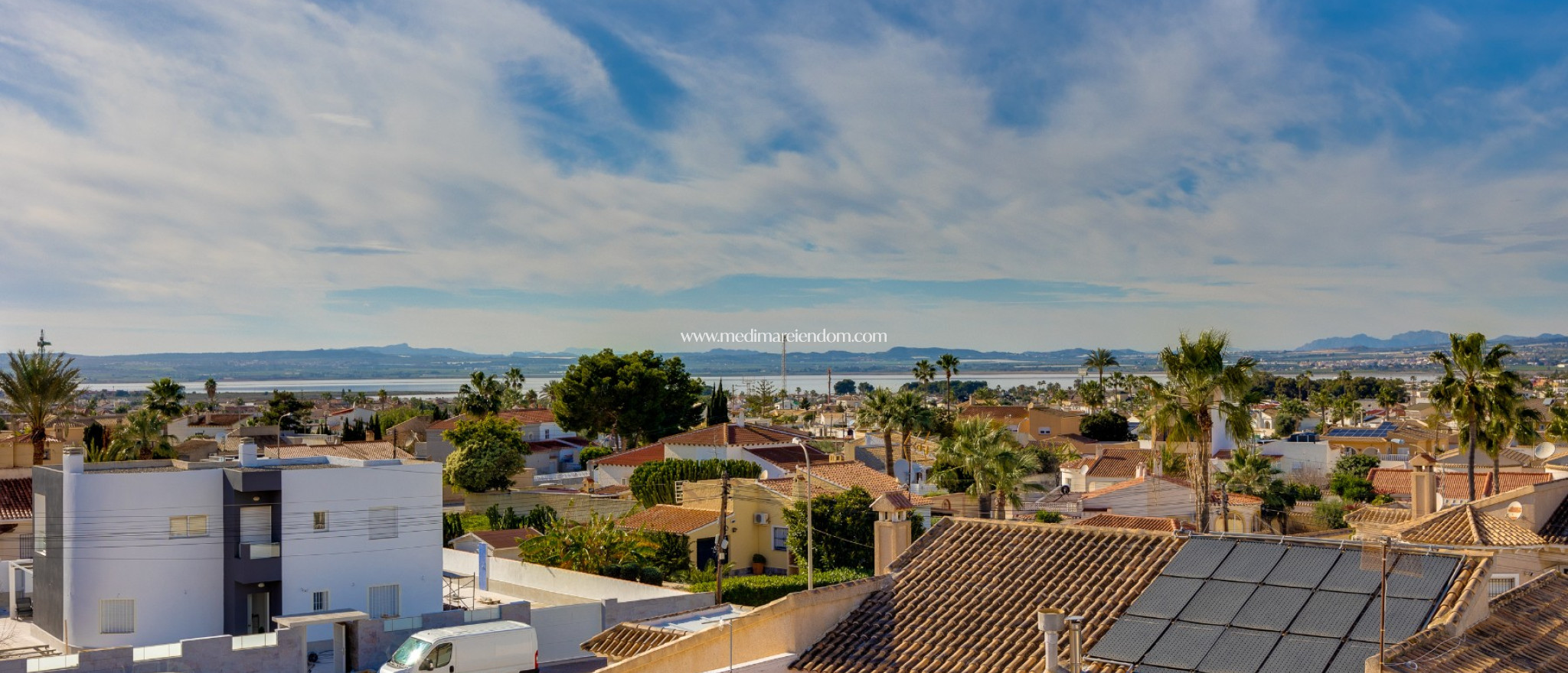 Resale - Villa - Torrevieja - El Chaparral