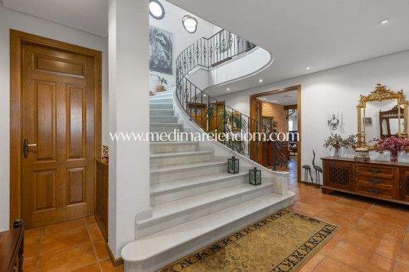 Resale - Villa - Torrevieja - La Veleta